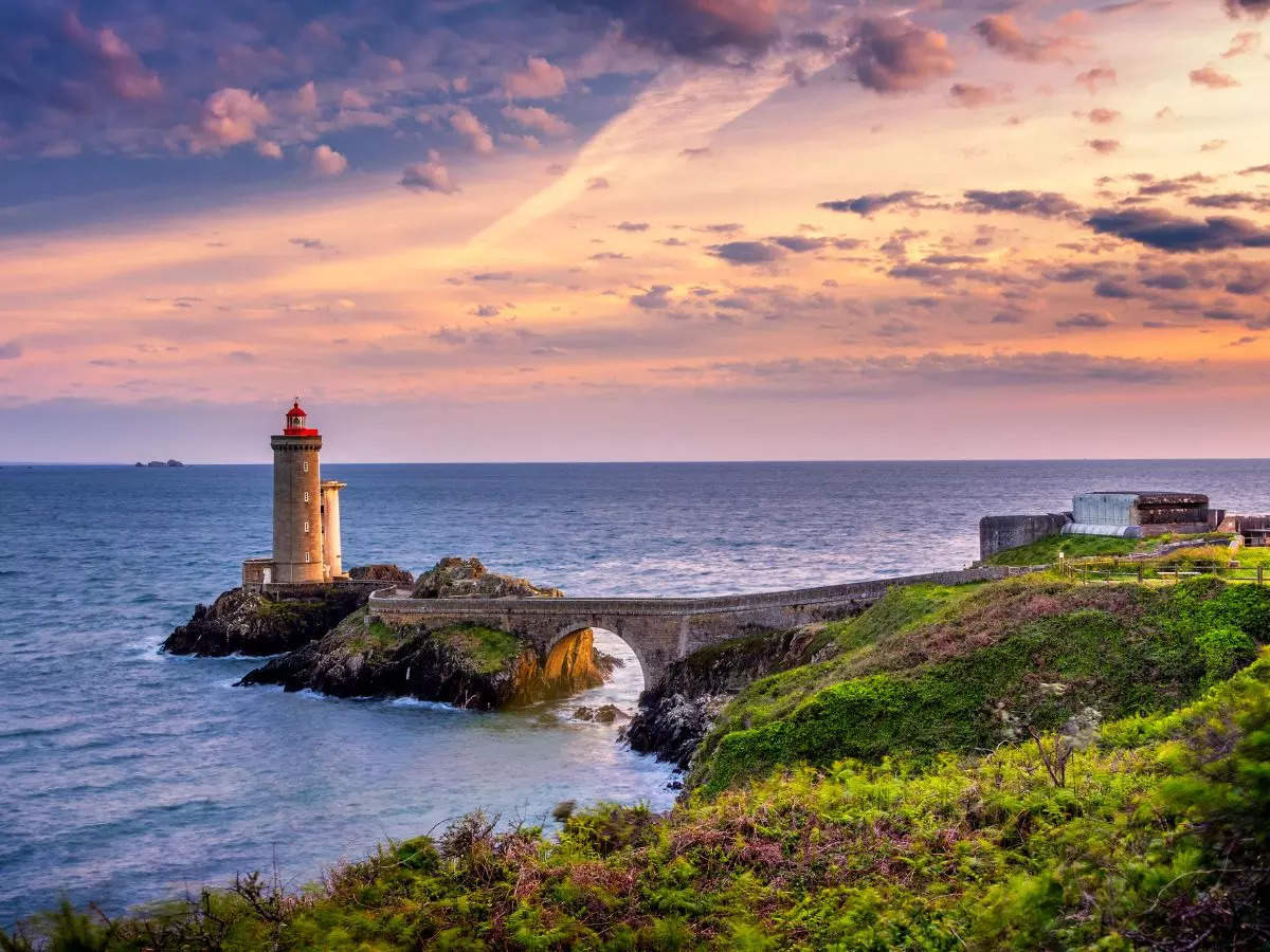 6 most-famous lighthouses around the world!