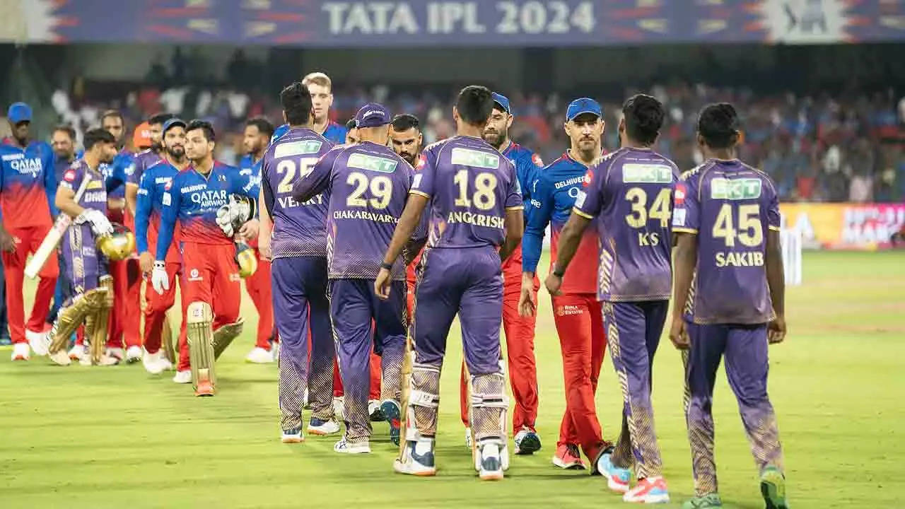 Watch: RCB dressing room chat after losing to KKR