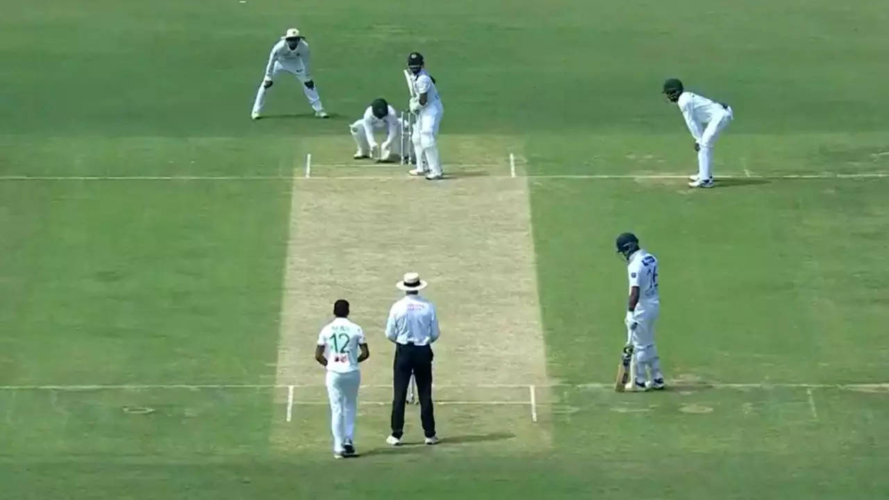 Watch: Bangladesh take 'one of the worst' DRS call against SL in 2nd Test