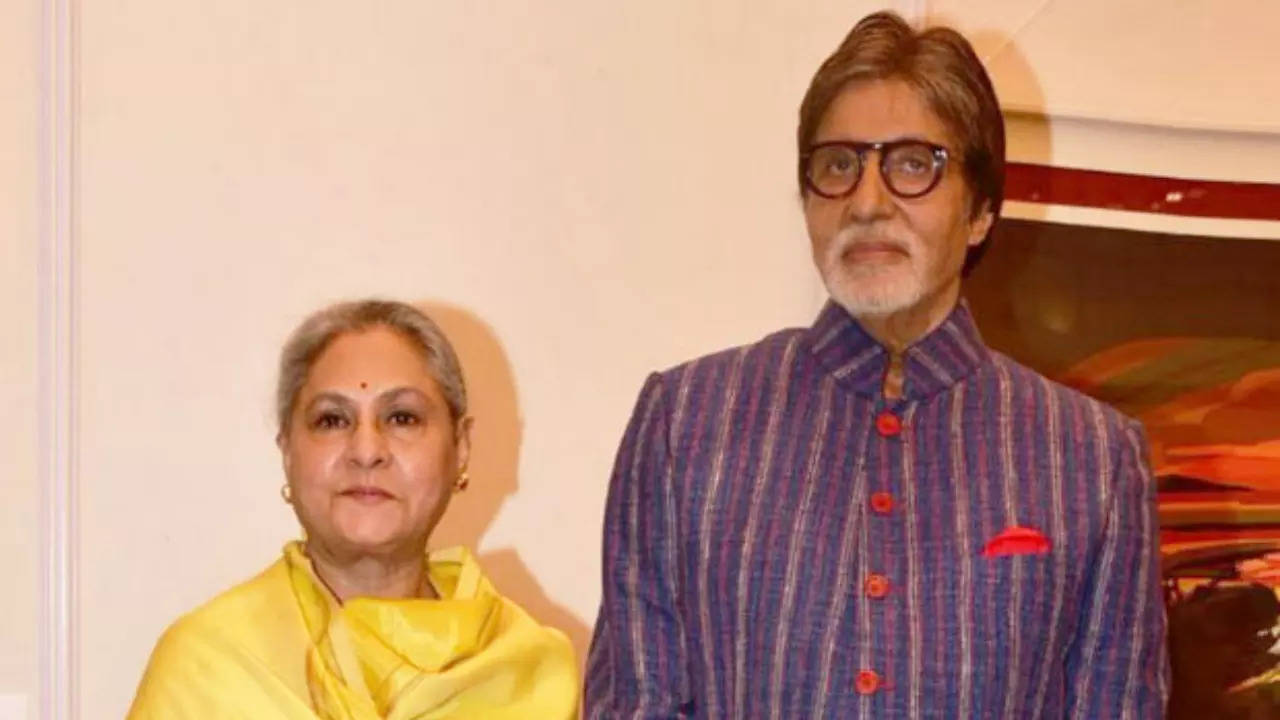 When Amitabh Bachchan stopped speaking to Jaya Bachchan, his children at house to get right into a ‘impolite’ mode for a scene with Shah Rukh Khan in ‘Kabhi Khushi Kabhie Gham’ | Hindi Film Information