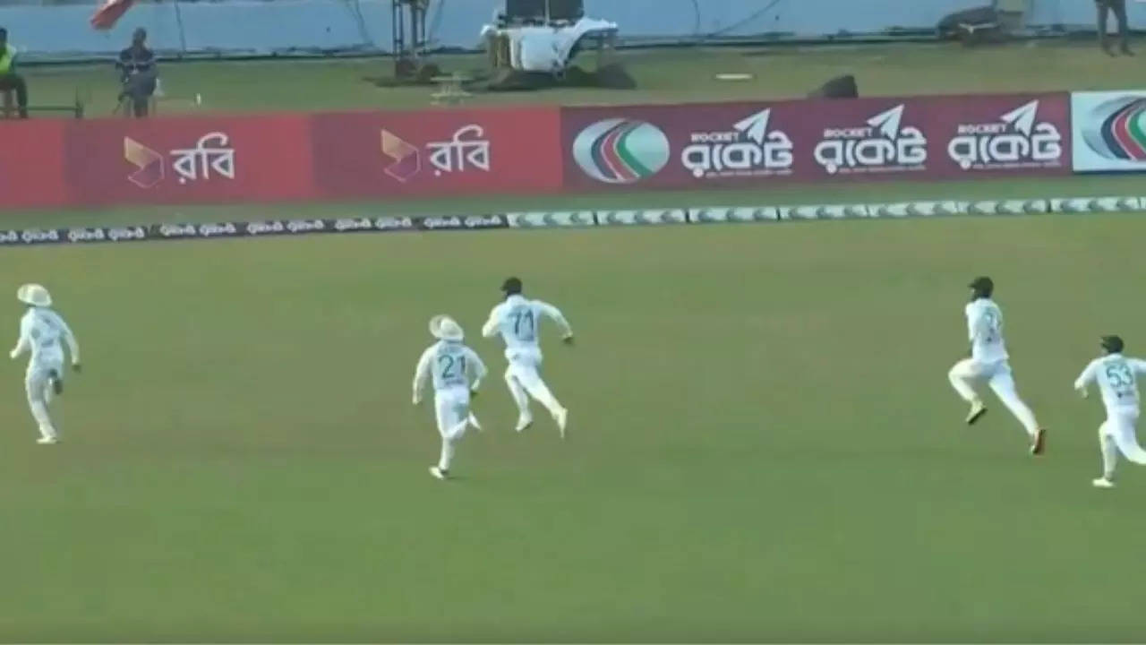 Watch: Five Bangladesh fielders chasing one ball in 2nd Test vs SL