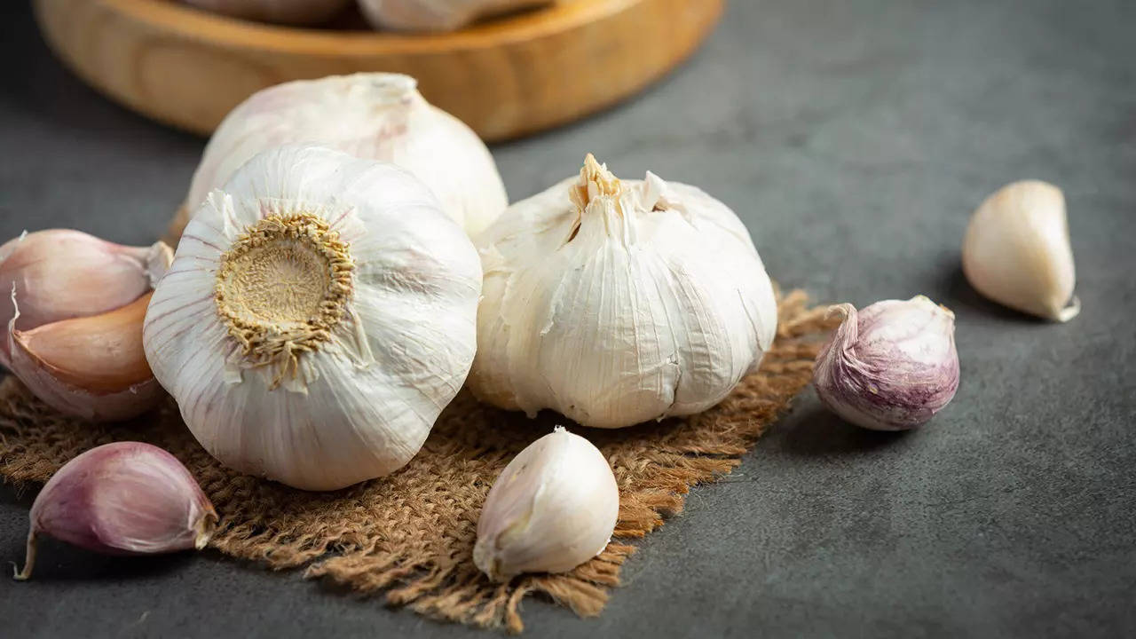 Is Chinese garlic being smuggled into India? Why customs has sounded high alert