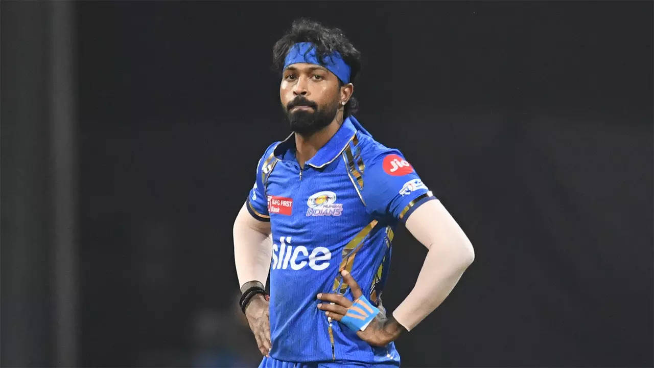 'He won't earn his team's respect if...': Pathan's indirect jibe at Pandya