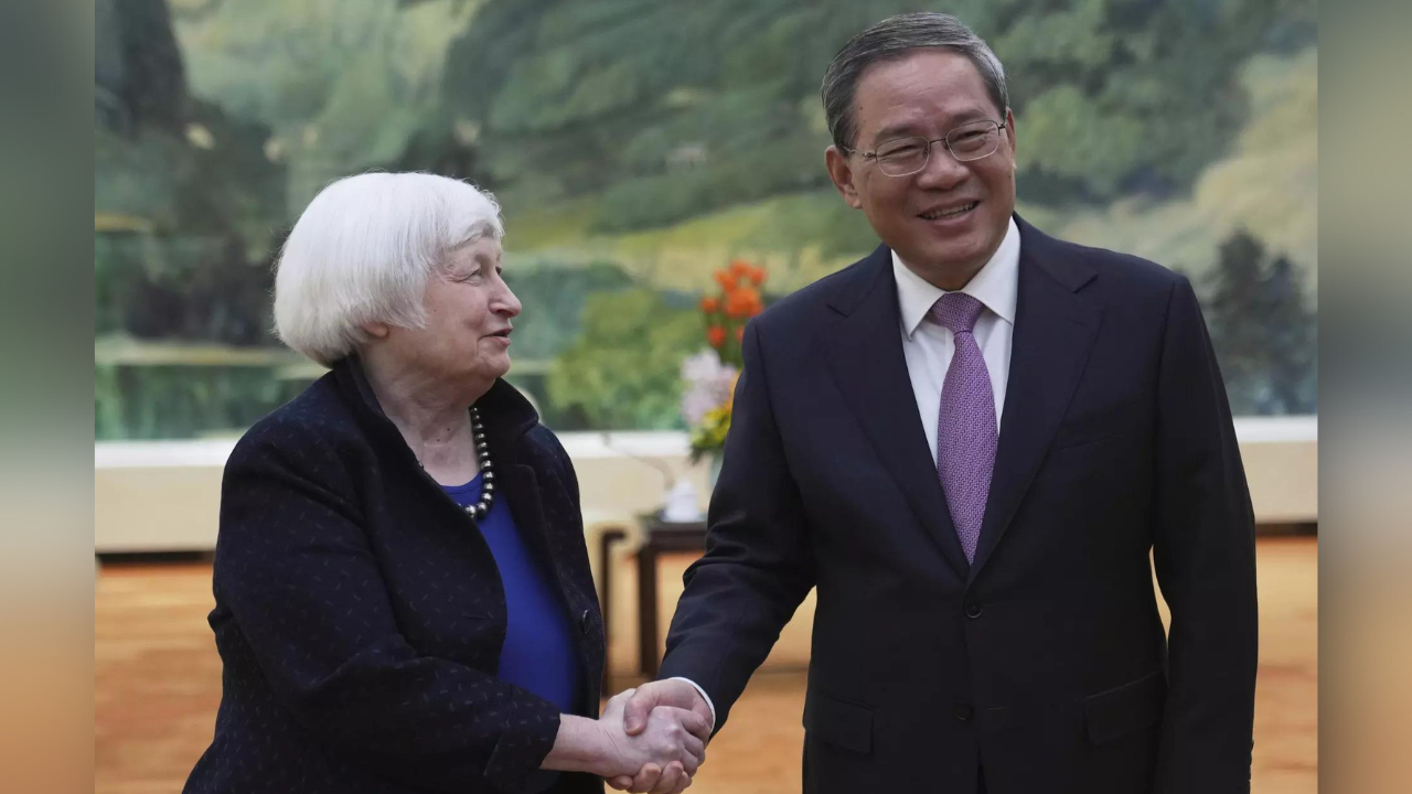 US Treasury Secretary Janet Yellen, left, with Chinese Premier Li Qiang (AP photo)