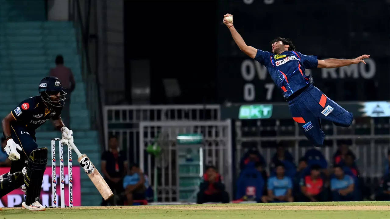 Watch: Catch of IPL 2024? Bishnoi pulls off an absolute screamer