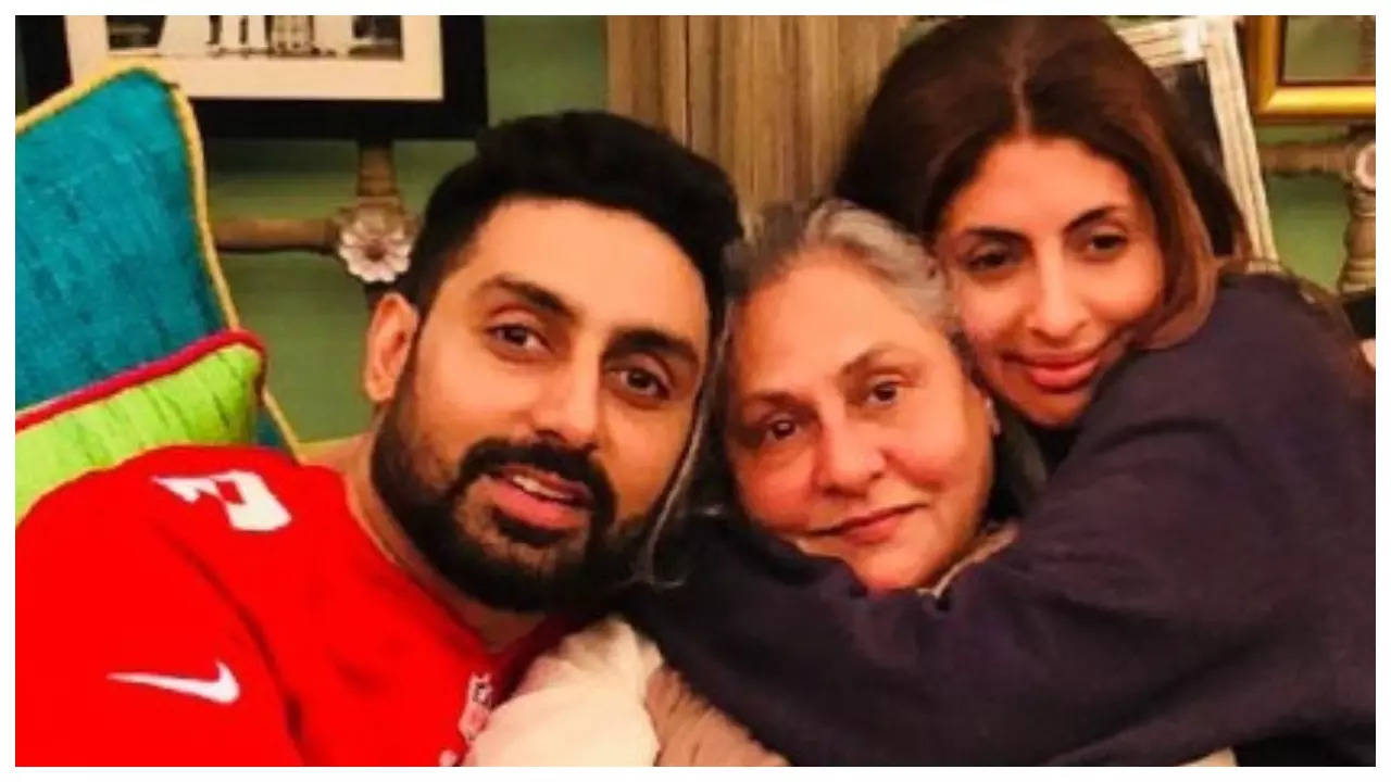 Jaya Bachchan says ‘Don’t tag me as Mom India’ as she talks about giving up movies to lift her youngsters Abhishek Bachchan, Shweta Bachchan |