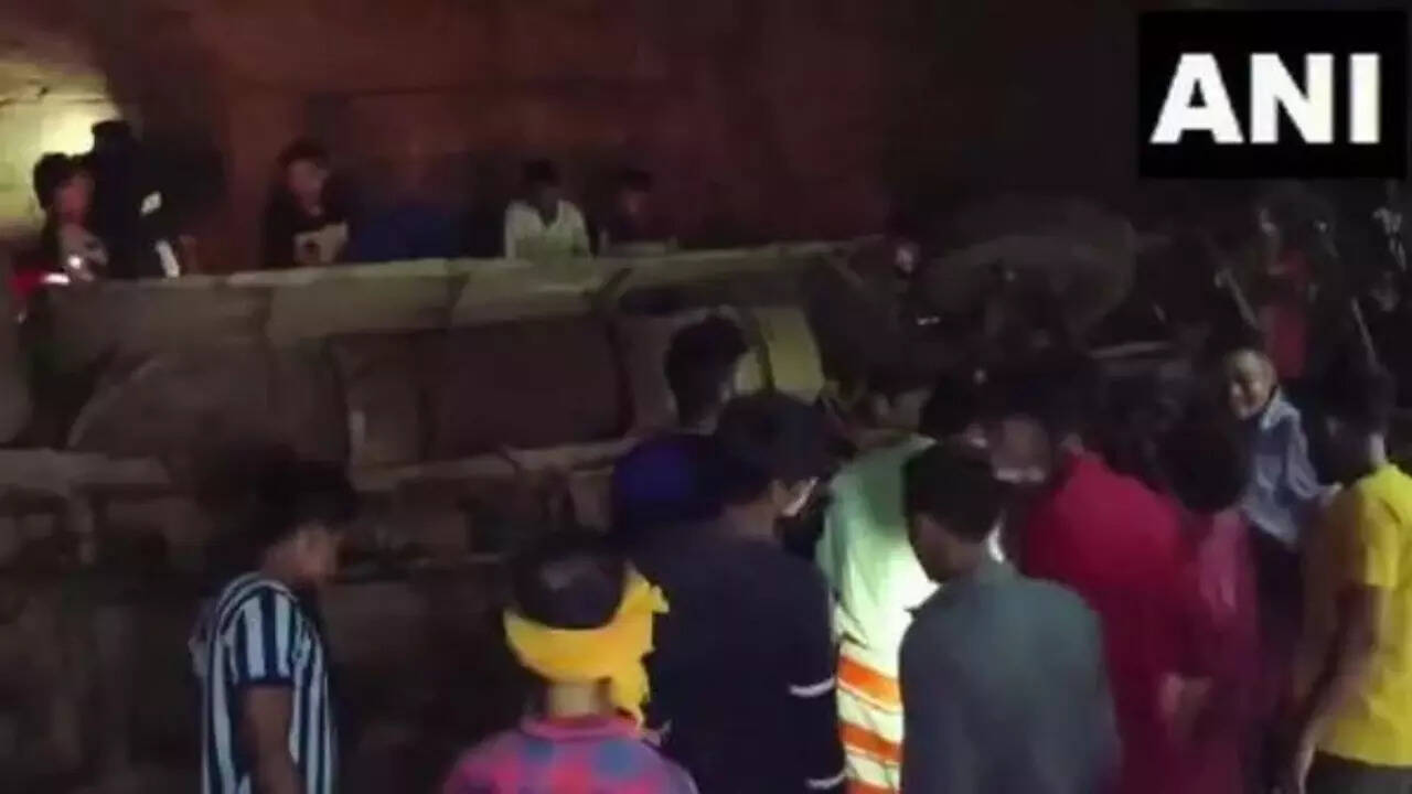 At least 12 dead, 14 injured in Chhattisgarh bus accident