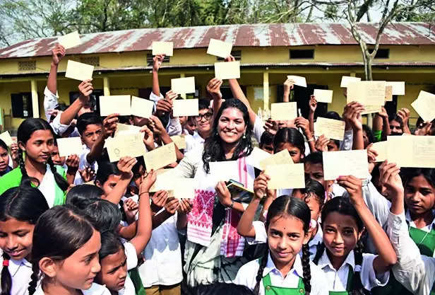 Over 1 lakh students urge parents to vote in postcards