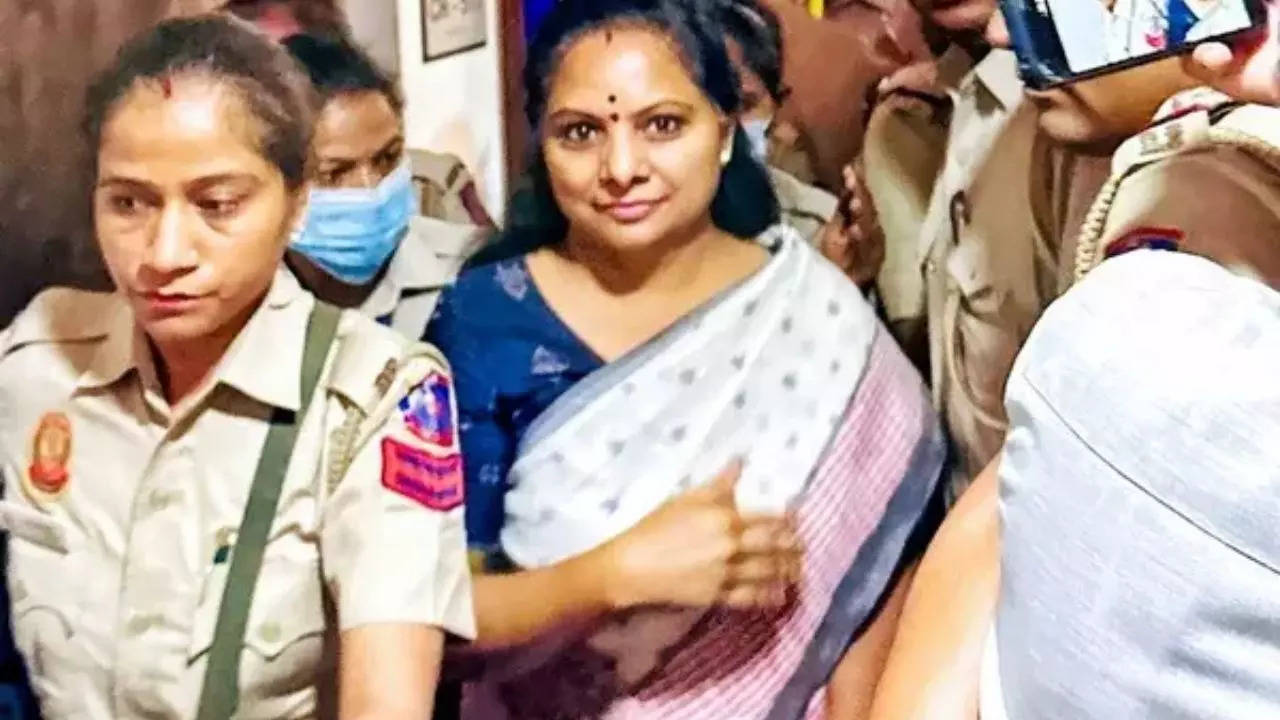 Kavitha threatened S C Reddy to pay Rs 25cr to AAP: CBI in court