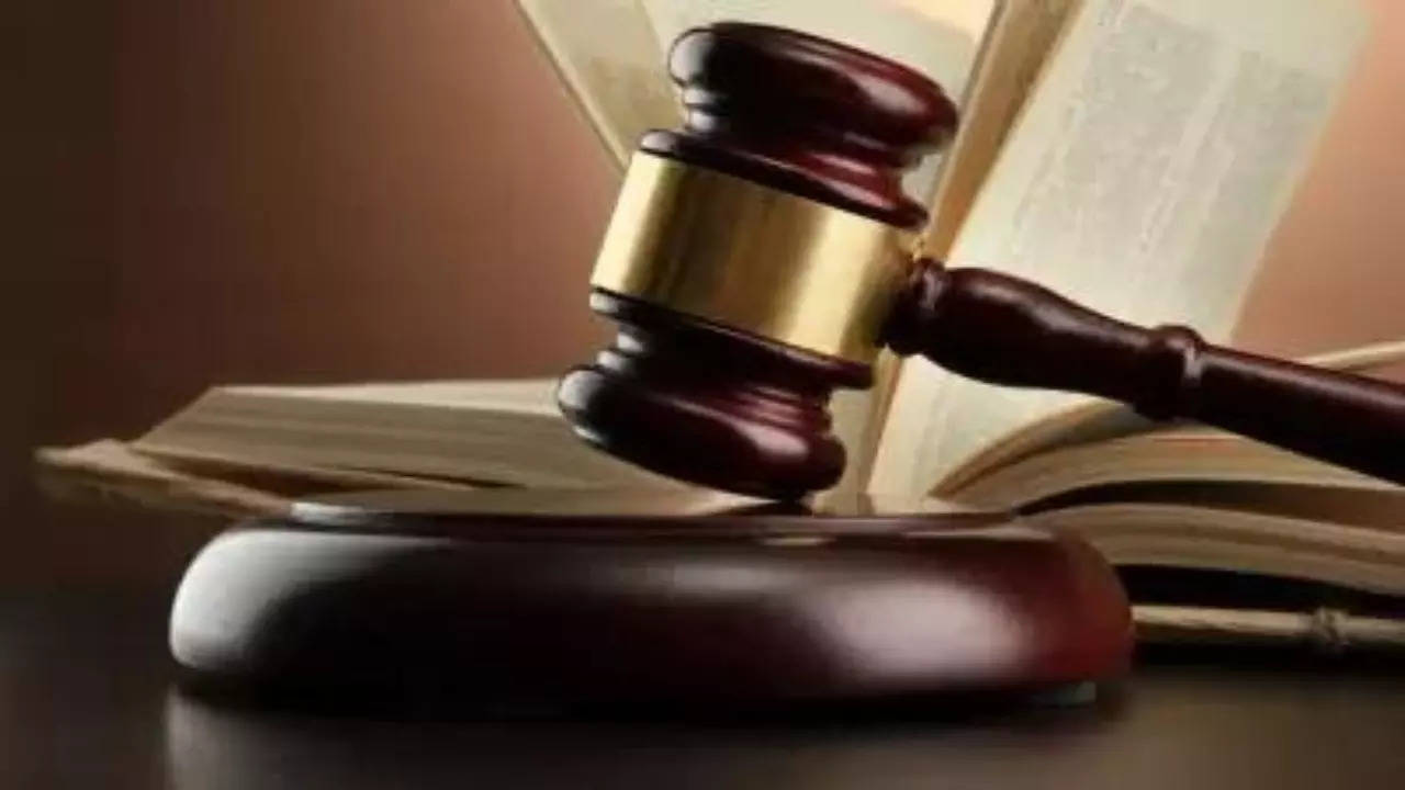 Gujarat high court restores power for orphans caught in dispute