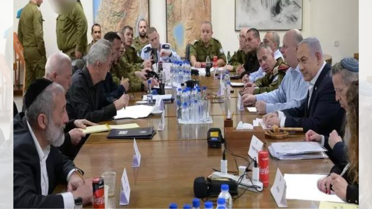 Israel war cabinet to reconvene at 1100 GMT in Iran standoff, source says