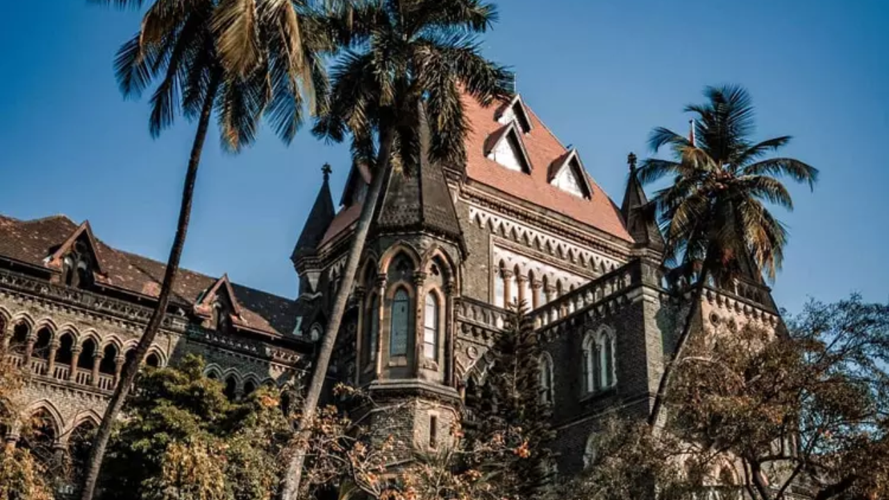 Bombay HC holds housewife was a mere joint owner, quashes I-T reassessment order