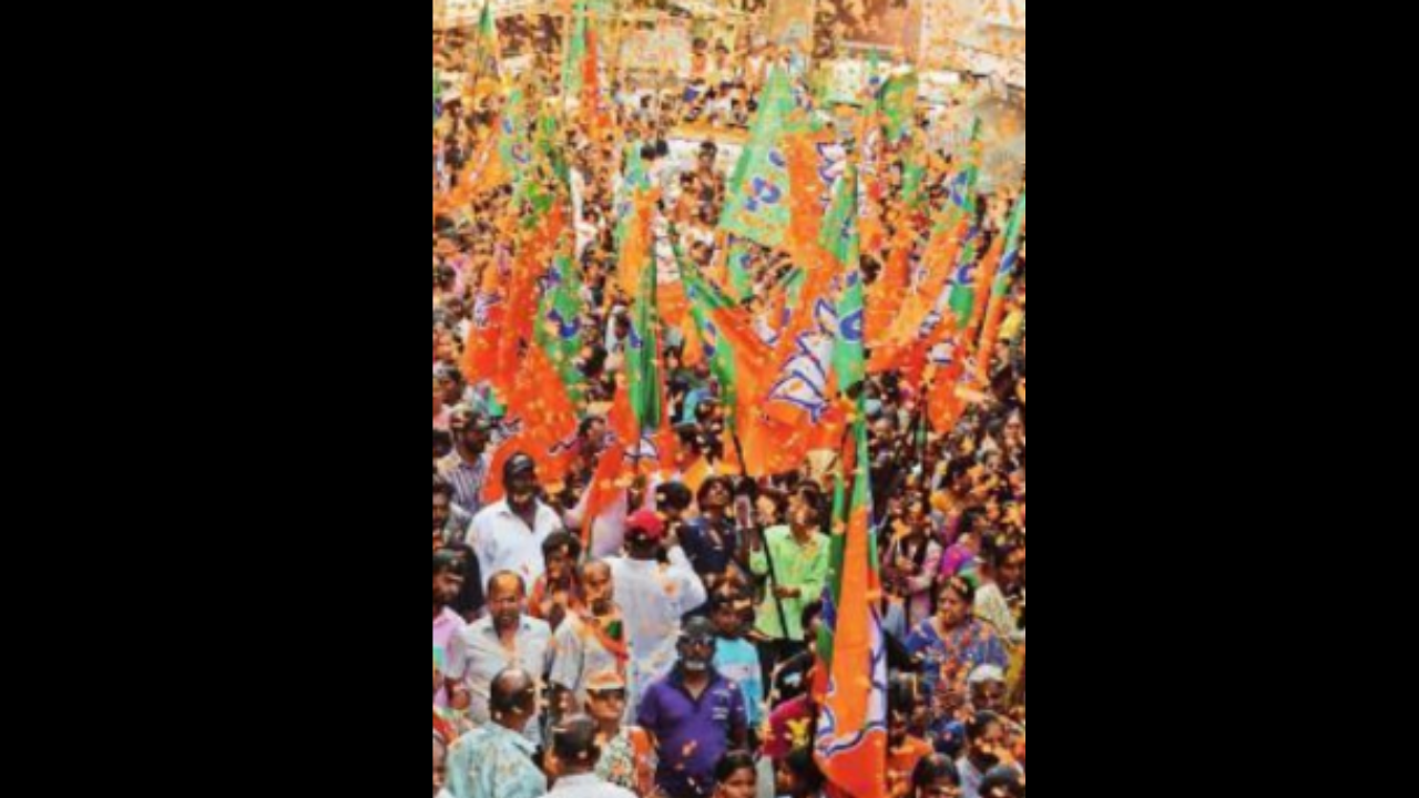 PC Mohan's supporters in Bengaluru