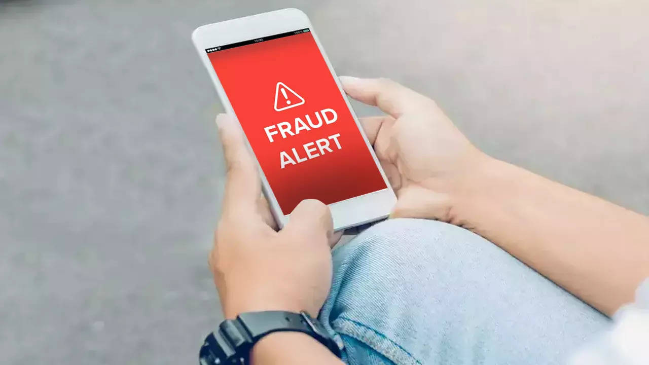 Tracking mobile frauds with caller ID: Soon, your network provider will warn you about scam calls - here's how
