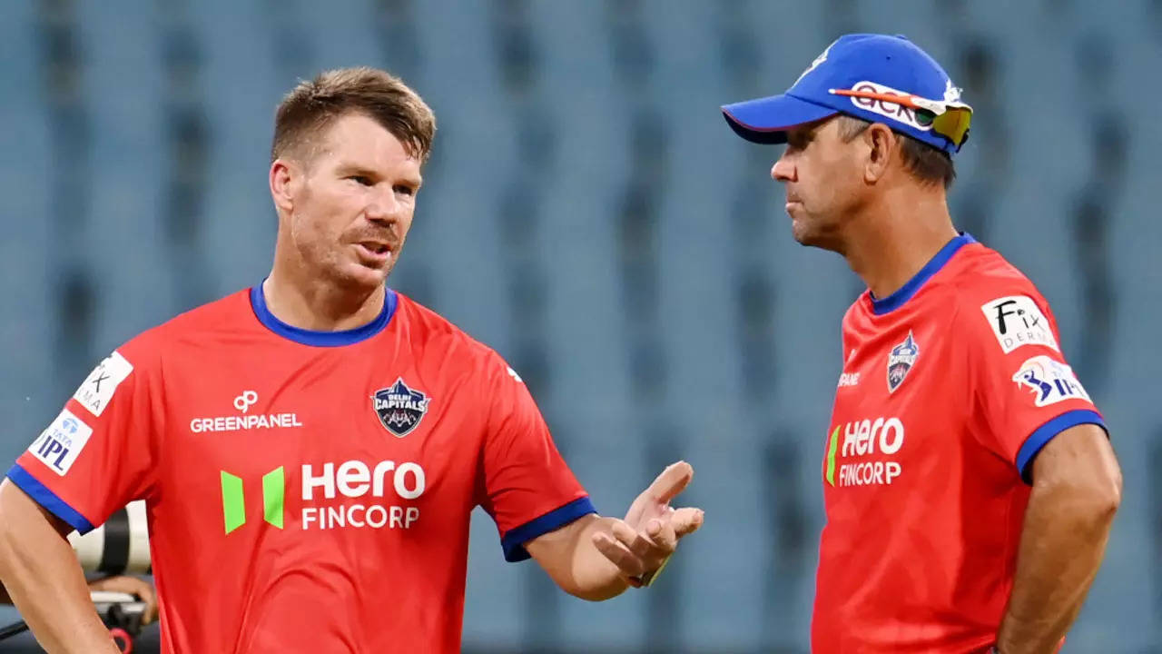 Delhi Capitals sweat over Warner's availability against GT