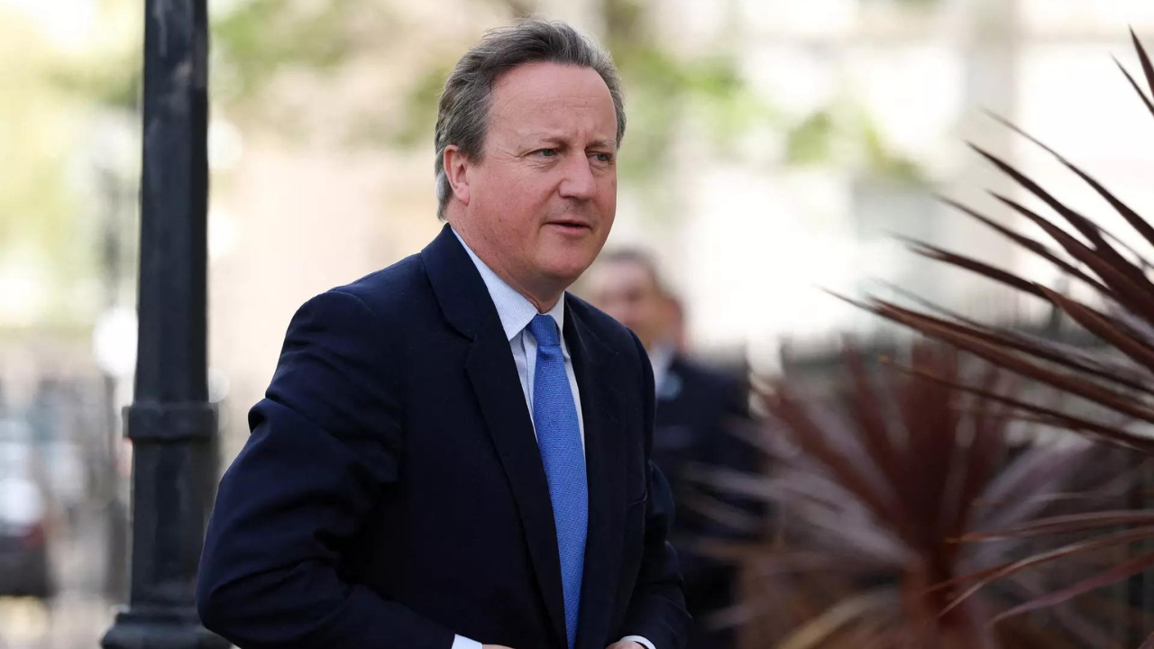 UK's Cameron urges G7 to impose new sanctions on Iran