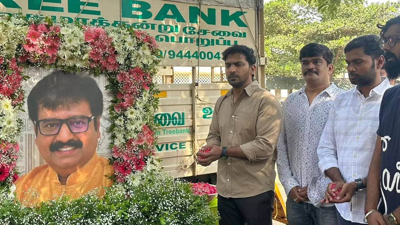 'GOAT' actor Vaibhav plants tree saplings along with Cell Murugan on the occasion of Vivek's third death anniversary