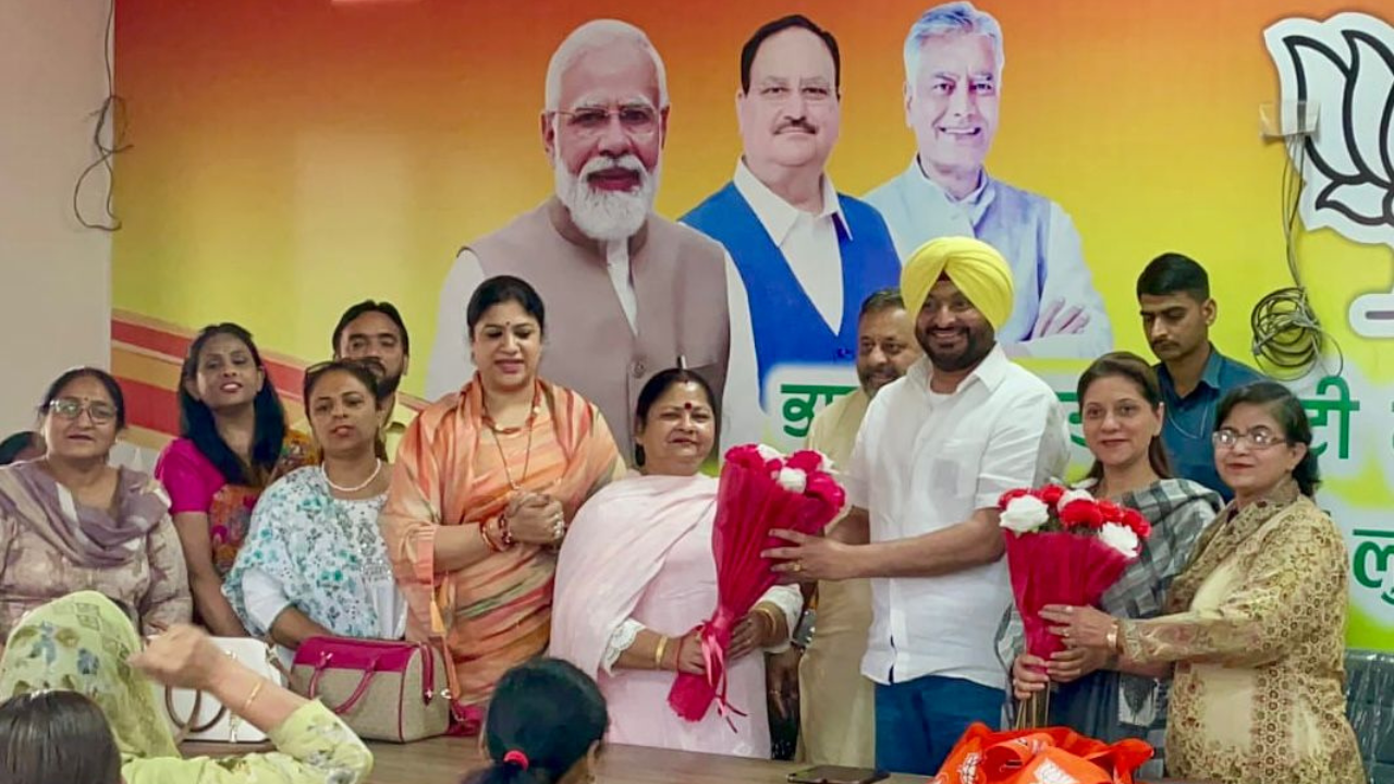 Women are the backbone of any political outfit: Bittu