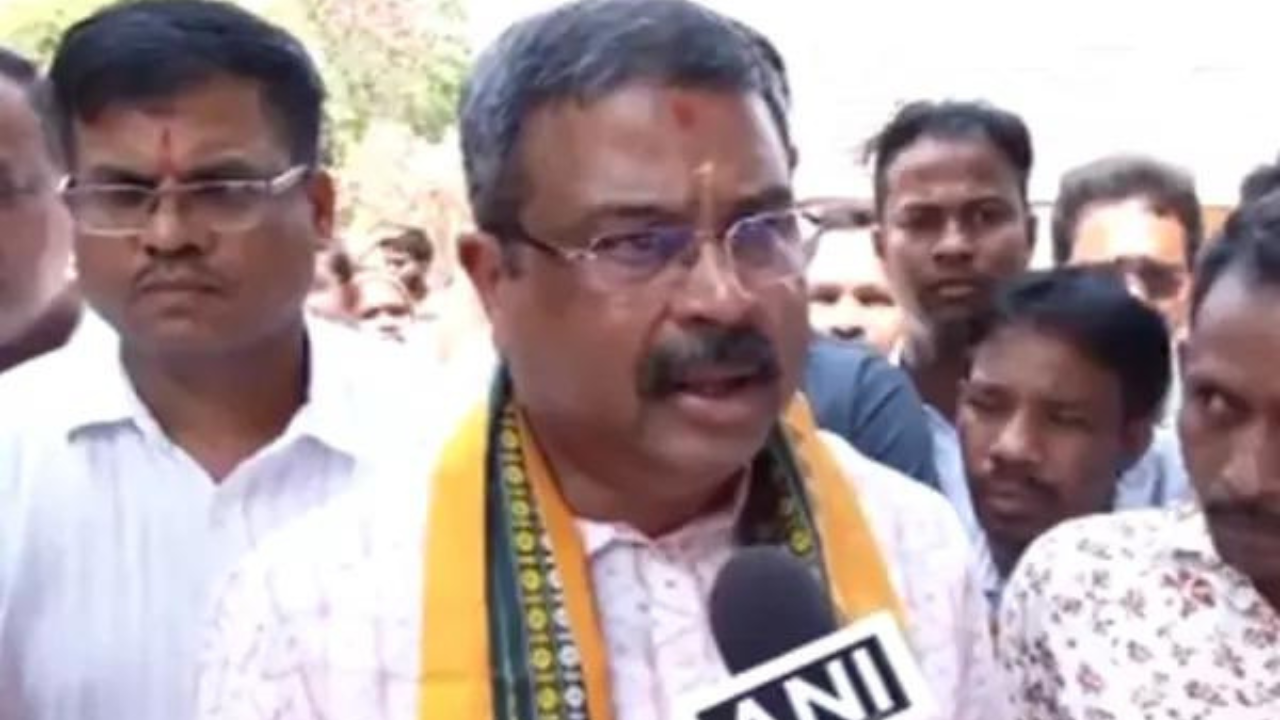 BJD hits out at Dharmendra Pradhan on bad condition of NH-55