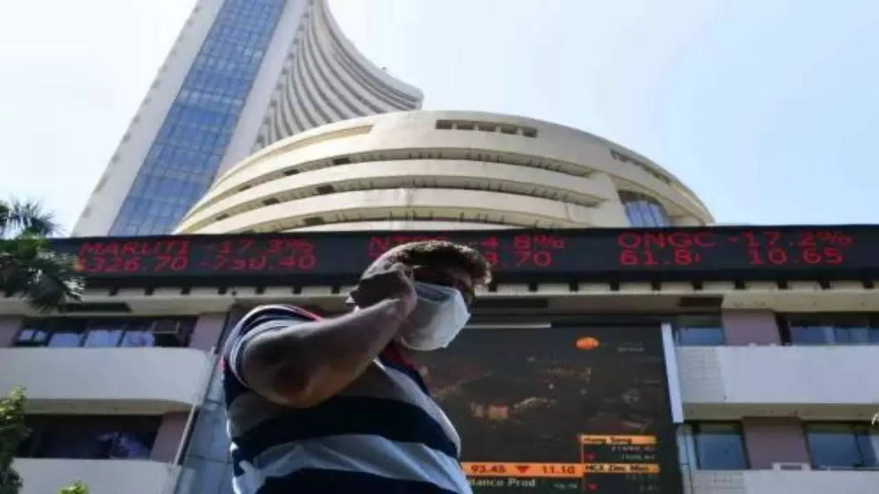 Sensex gains 599 points after falling below 72,000 intraday
