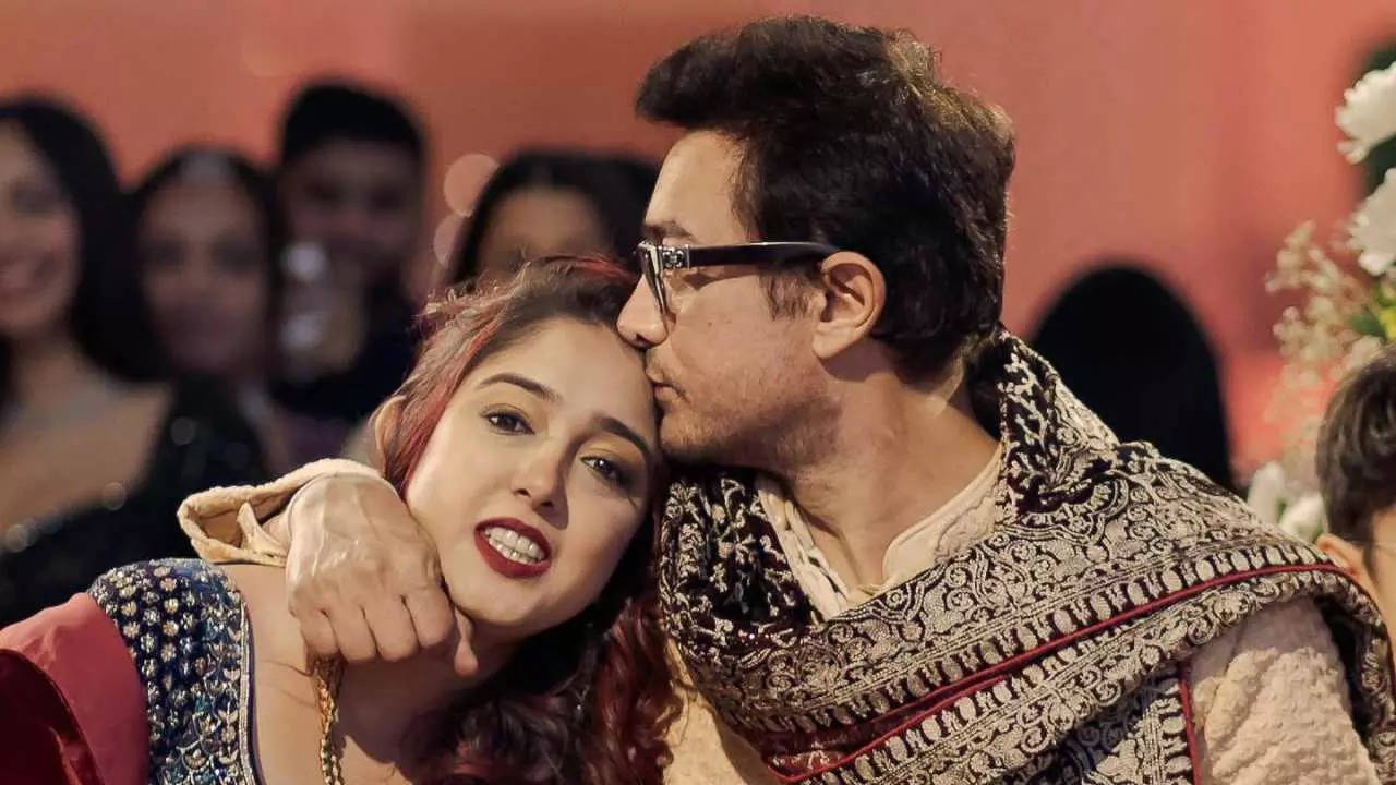 Aamir's daughter Ira pens a long note: I'm scared