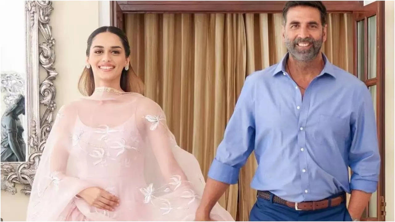 Manushi Chhillar breaks silence on 30-year age gap with Akshay Kumar |