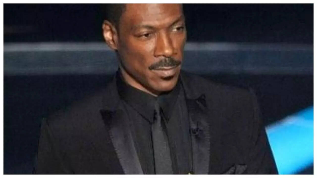 Eddie Murphy's crew injured in crash on set