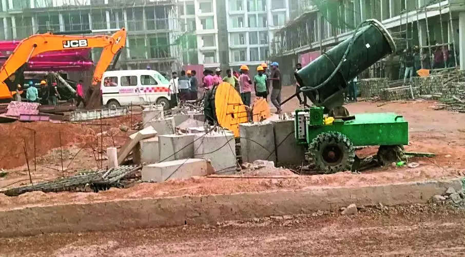 Soil mound caves in at construction site; worker dies & 2 others injured