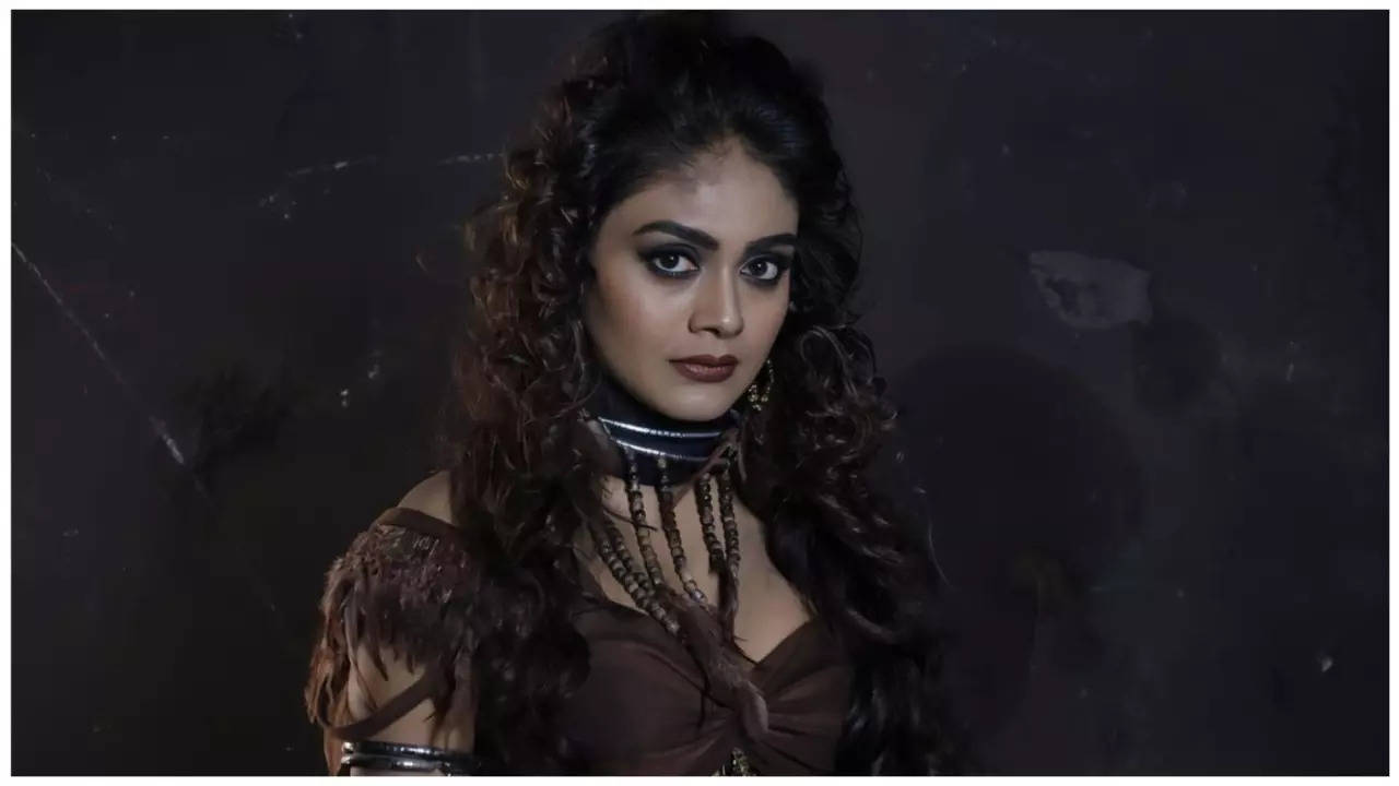 Exclusive - Long working hours, health issues, and no time off force Sreejita De to quit Shaitani Rasmein