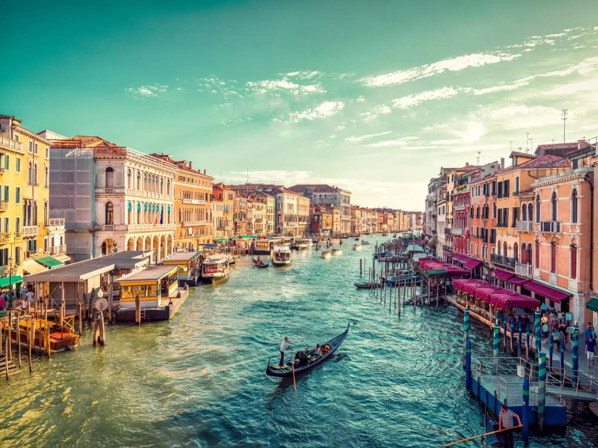 Venice introduces entry fee for day trippers to battle overtourism