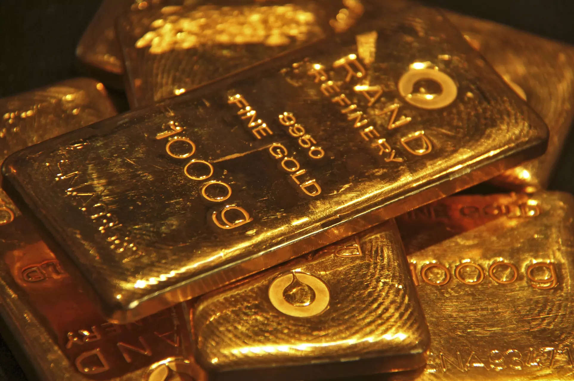 Gold rate today: Yellow metal drops Rs 250/10 grams; Silver declines Rs 457/Kg