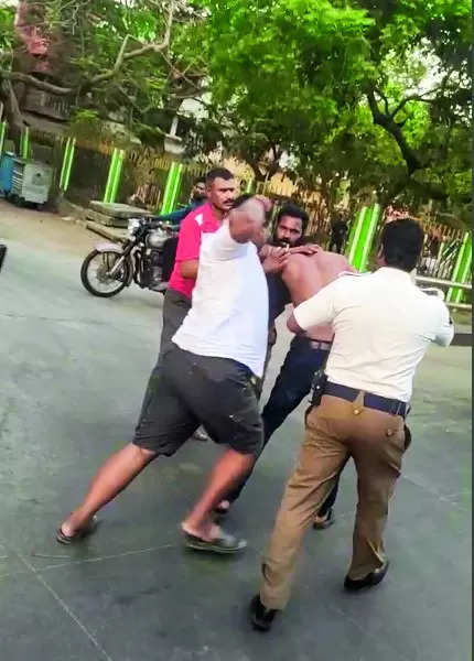 Road rage: Cop among 3 held for stripping, beating eatery owner