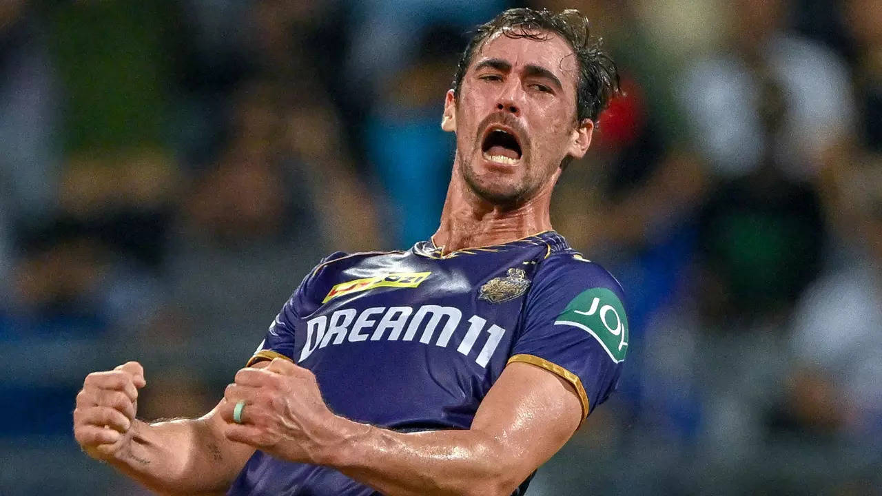 IPL: Starc's form returns with his 'best supporter' in the stands