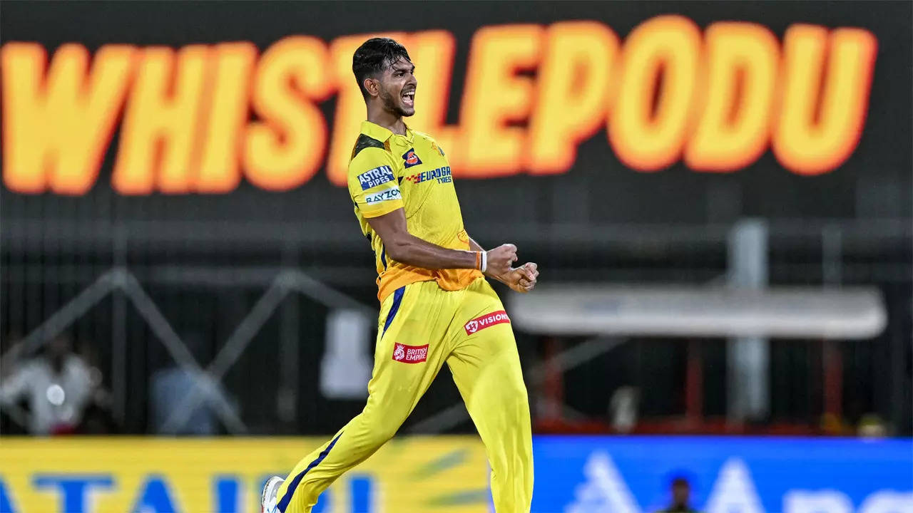 CSK suffer big blow as Pathirana returns to SL to recover from injury