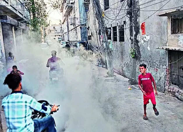 Dengue fear: MC starts fogging early, but drive faces challenges