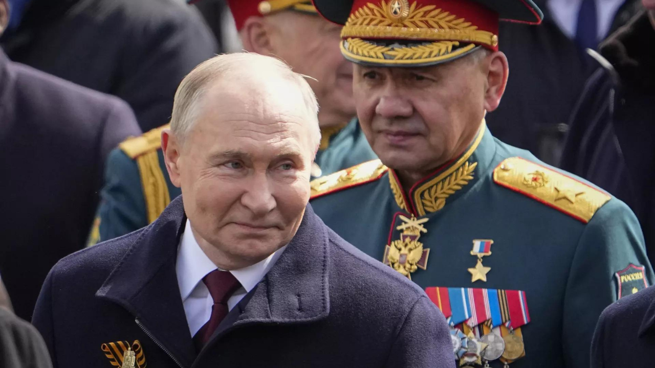President Vladimir Putin warns of global clash as Russia marks Victory Day