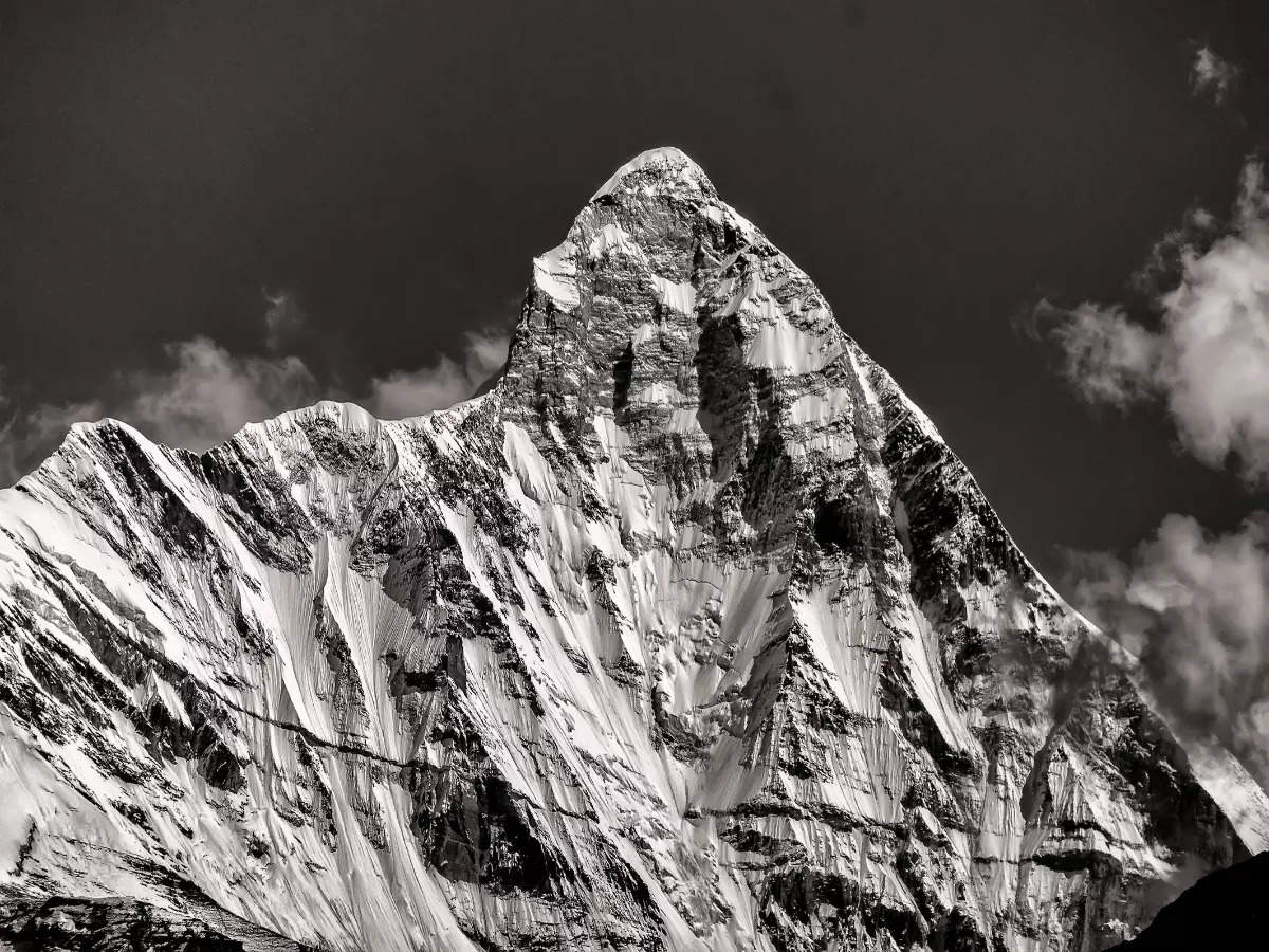 8 stunningly beautiful mountains in India