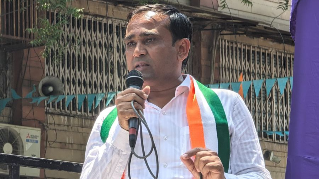 Congress&rsquo;s Surat pick &lsquo;back&rsquo;, says party betrayed him first in 2017