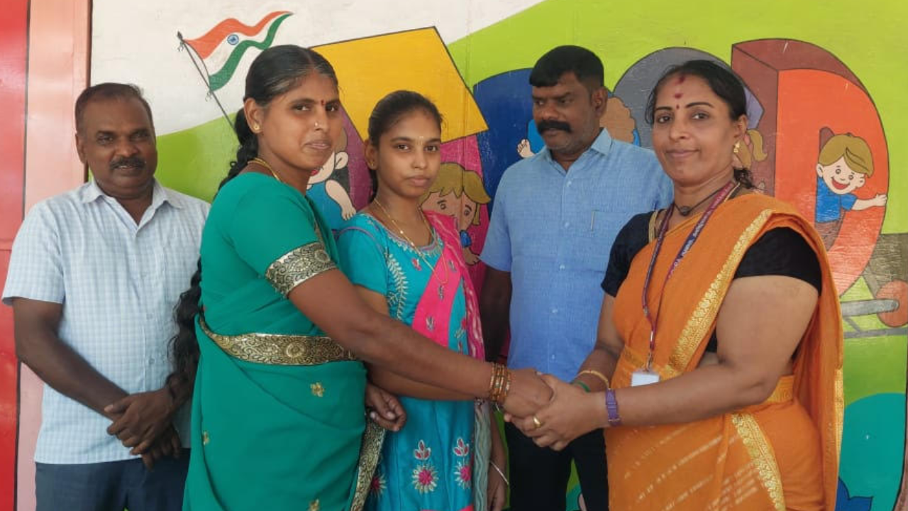 Daughter’s snub rekindles woman’s interest in academics, clears Class 12 with daughter