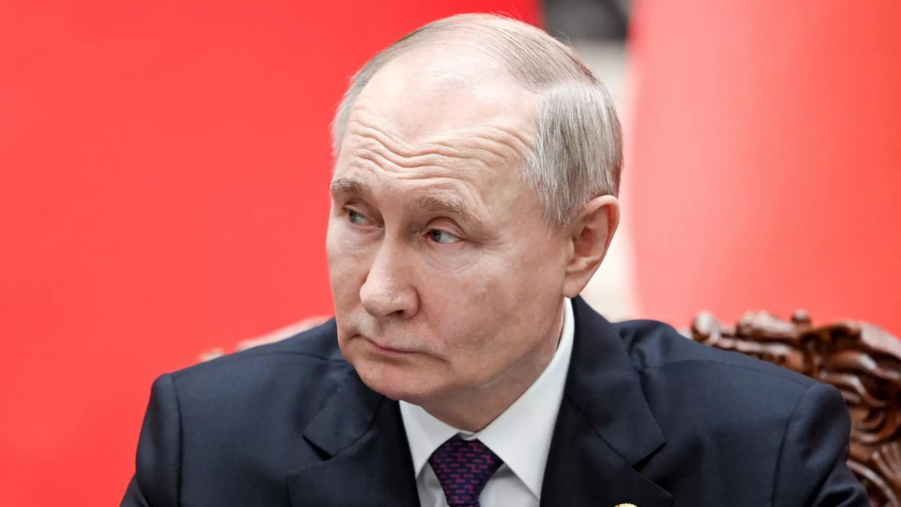 Who could succeed Russian President Vladimir Putin?