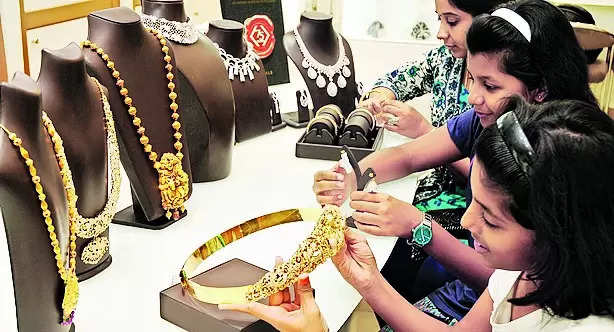Plain gold jewellery exports up 27% in April