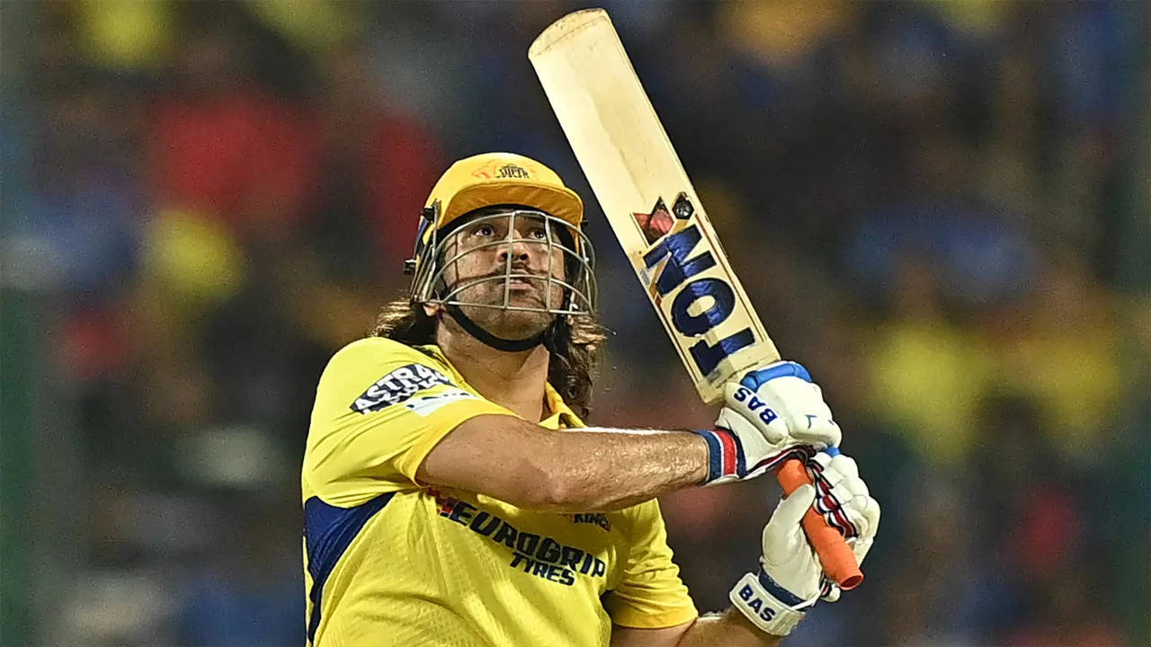How MS Dhoni's six in the last over helped RCB beat CSK