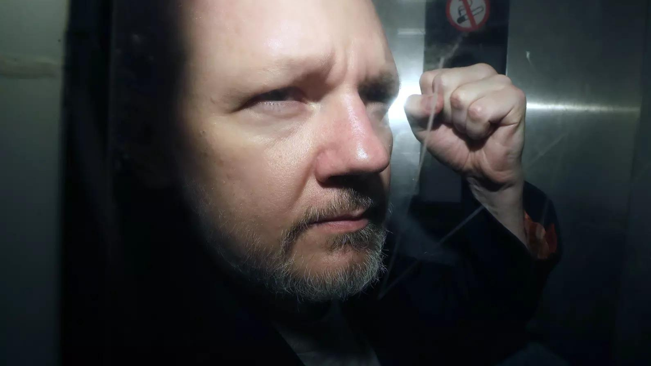 WikiLeaks founder Julian Assange faces US extradition judgment day