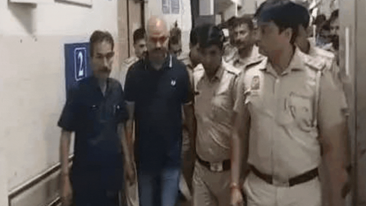 Maliwal assault case: Bibhav Kumar not cooperating in probe, formatted phone, says Delhi Police