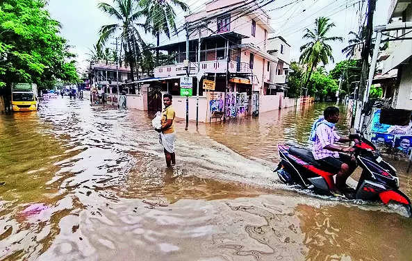 Health dept issues alert as heavy rains continue