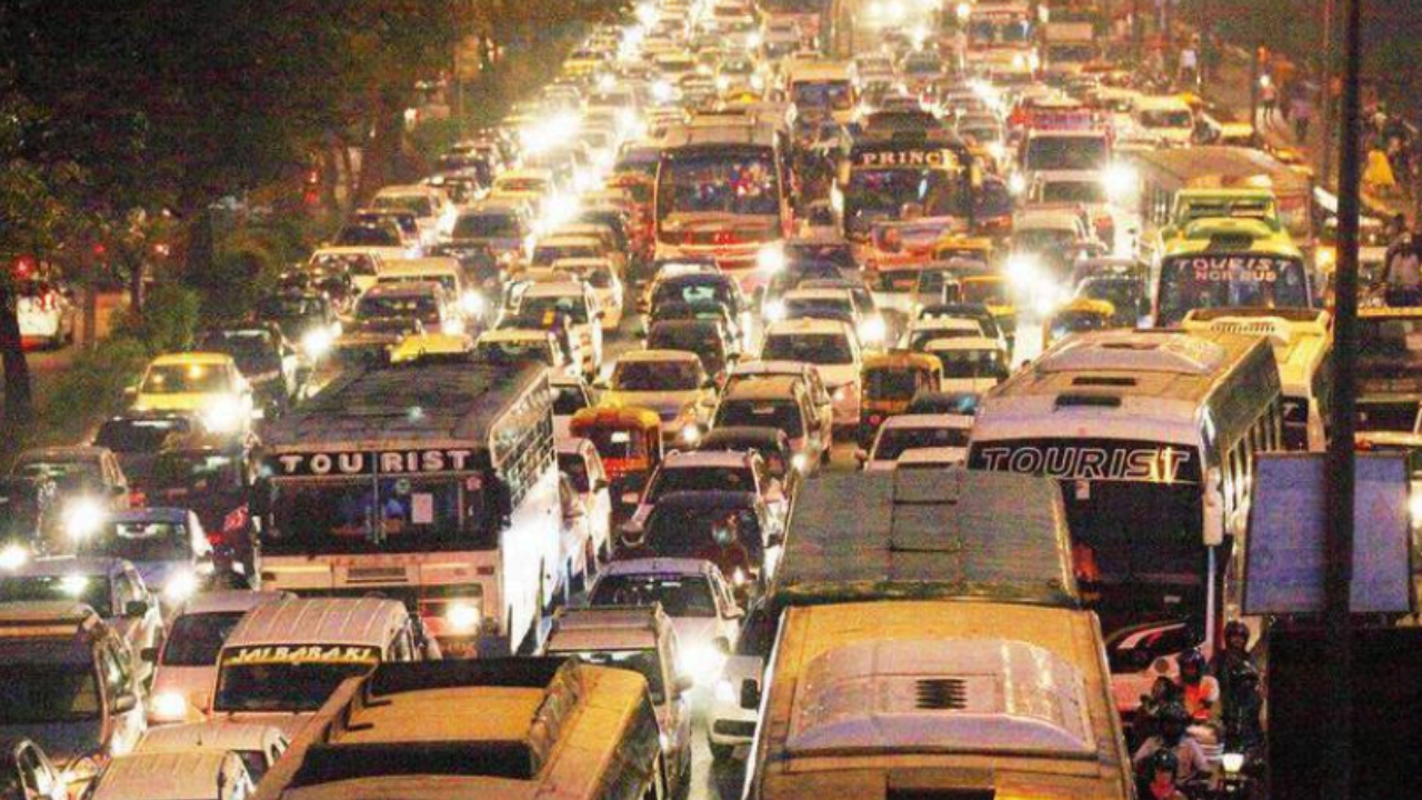 Delhi voters focus more on street crime, traffic woes, better infra