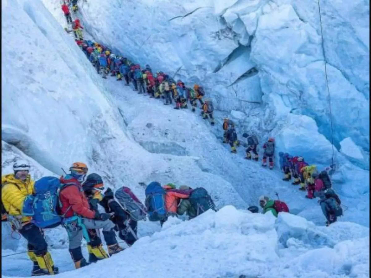 Traffic jam on Everest: 5 pristine places in India that are witnessing unusual crowd this summer