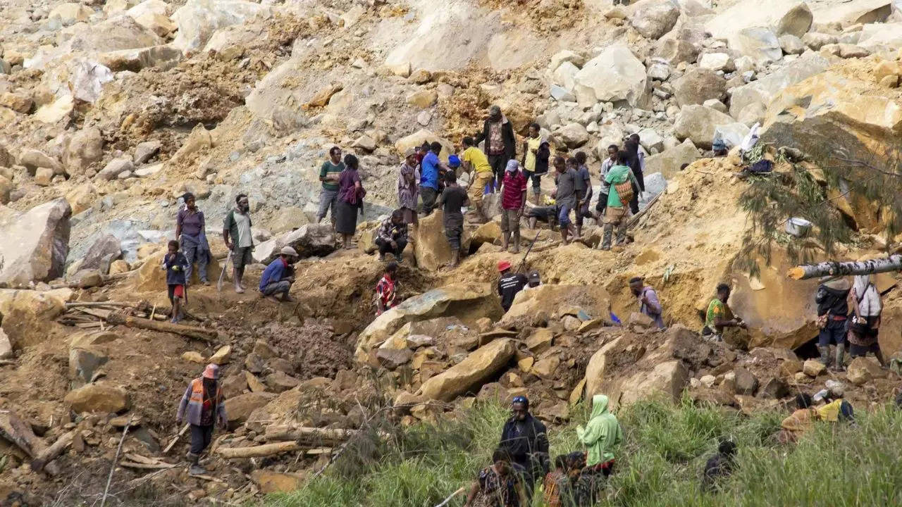 Tribal violence, rain and mosquitoes: making sense of the Papua New Guinea landslide