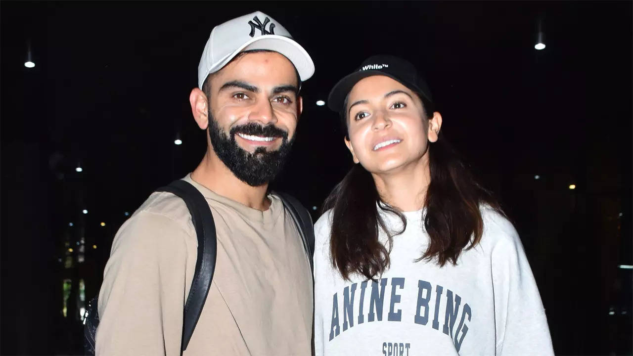 Virat enjoys dinner date with Anushka ahead of T20 WC