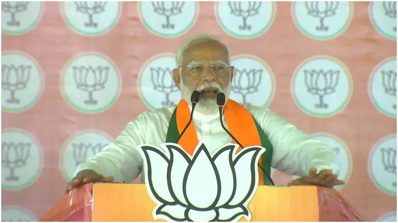 Abrupt fall in Naveen Patnaik&rsquo;s health will be probed: PM Modi